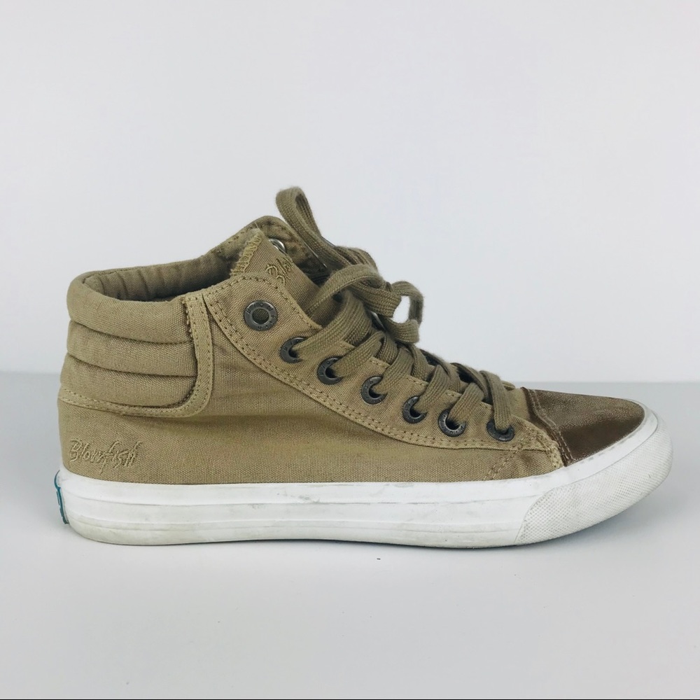 Blowfish Malibu hightop lace up sneaker tan Sz 9